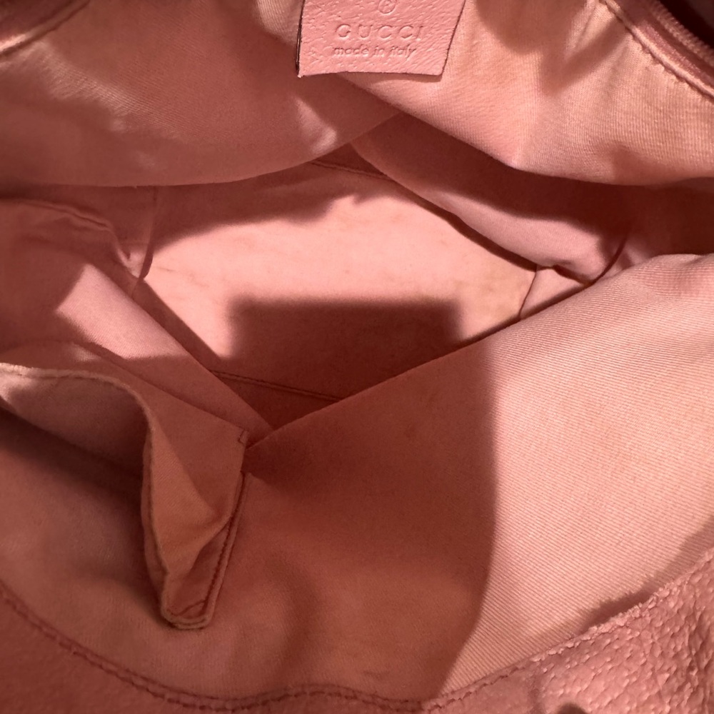 Gucci Gg Canvas Eclipse Pink Lining & Interior - image 6